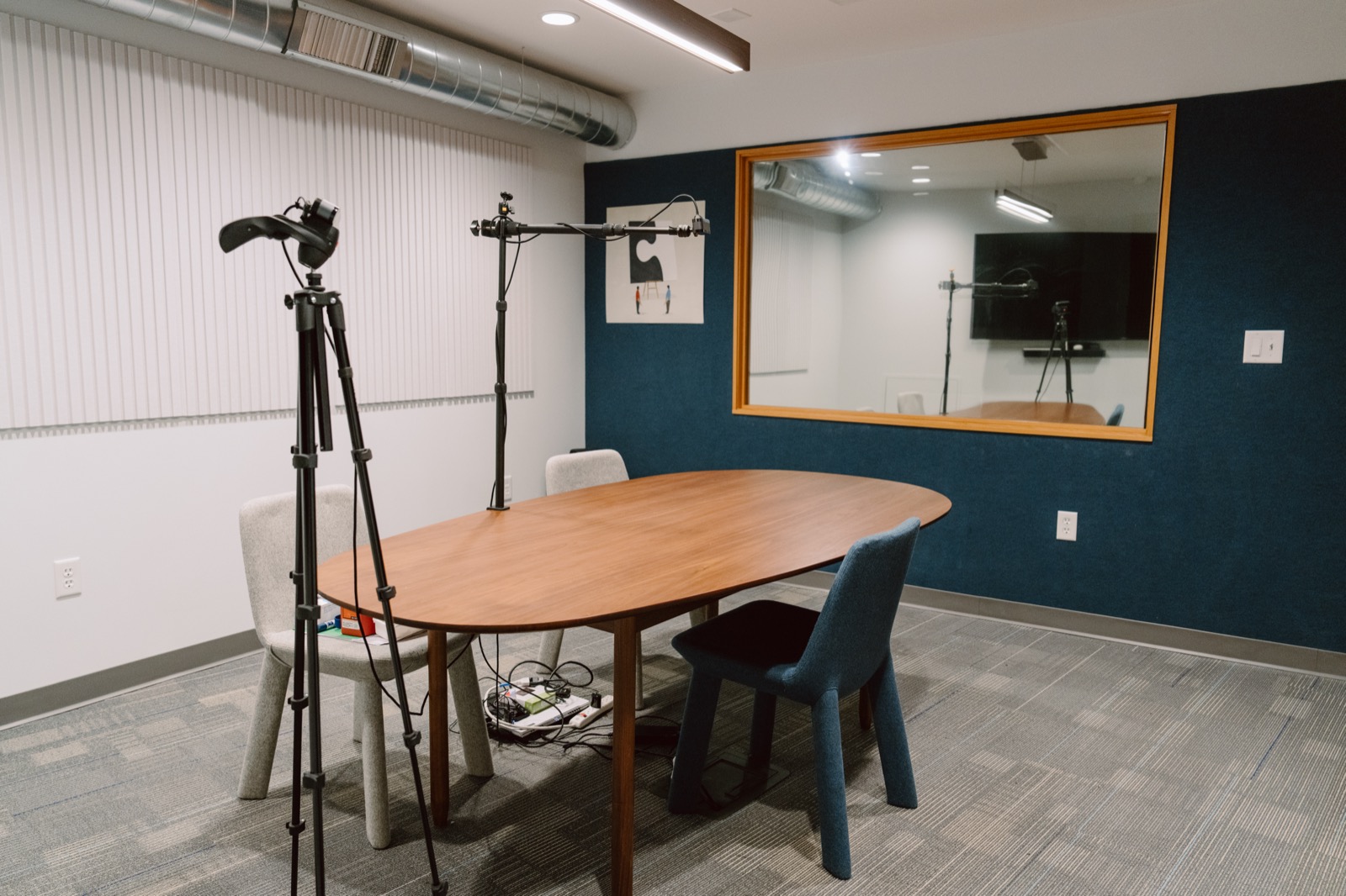 Lab with observation mirror